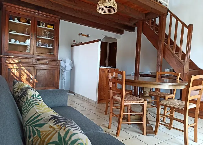 Holiday home Mas De Trescouvieux Laval-Saint-Roman