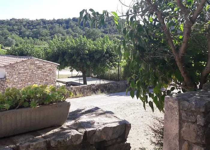 Mas De Trescouvieux Holiday home *